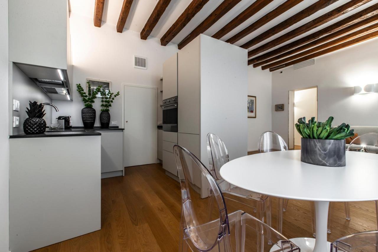 Ca' Delle Acque Deluxe Apartment R&R Venedig Exteriör bild