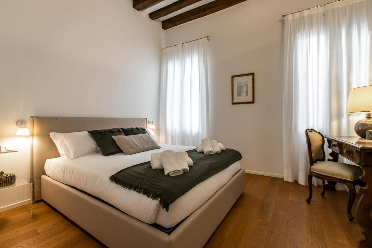 Ca' Delle Acque Deluxe Apartment R&R Venedig Exteriör bild