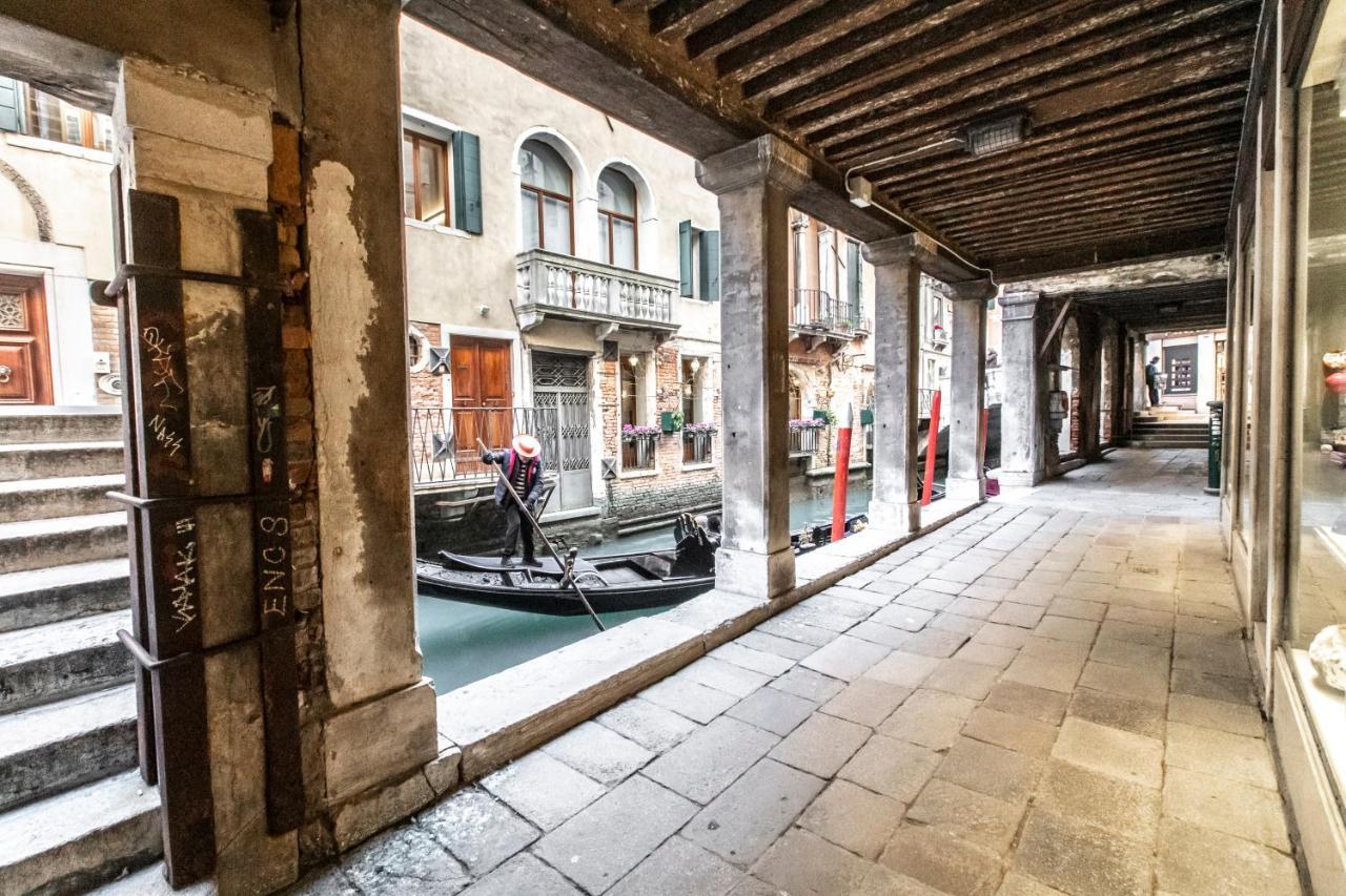 Ca' Delle Acque Deluxe Apartment R&R Venedig Exteriör bild