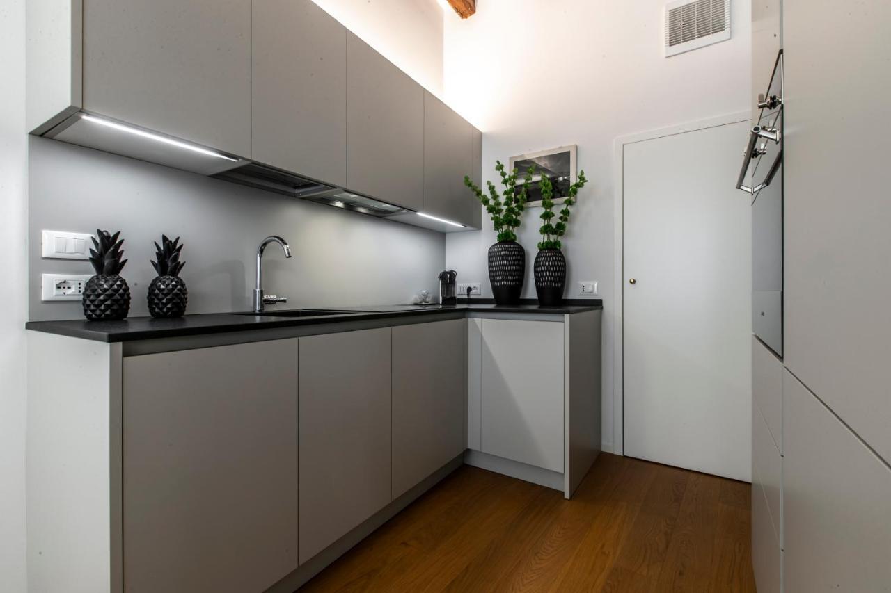 Ca' Delle Acque Deluxe Apartment R&R Venedig Exteriör bild