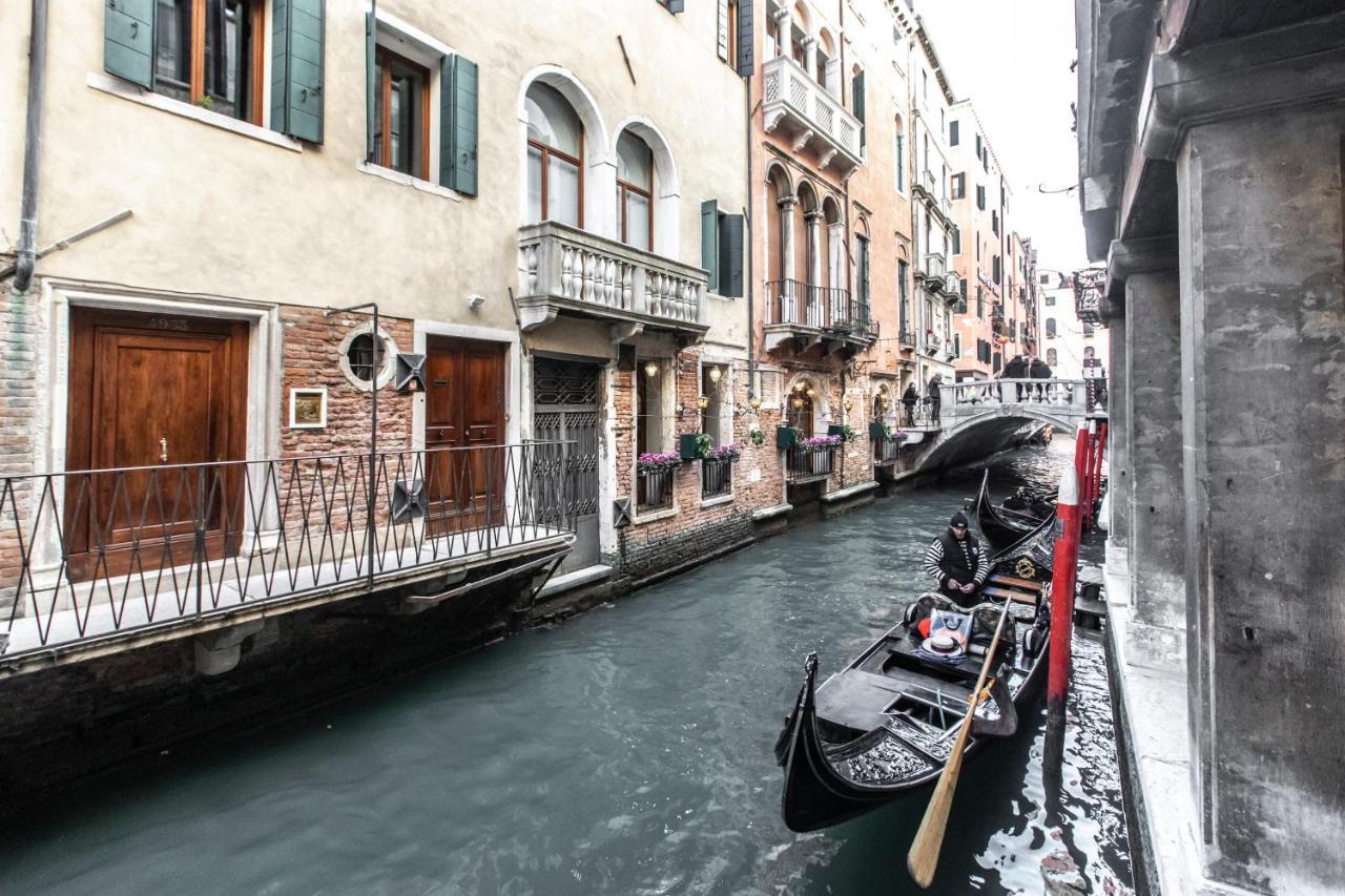Ca' Delle Acque Deluxe Apartment R&R Venedig Exteriör bild