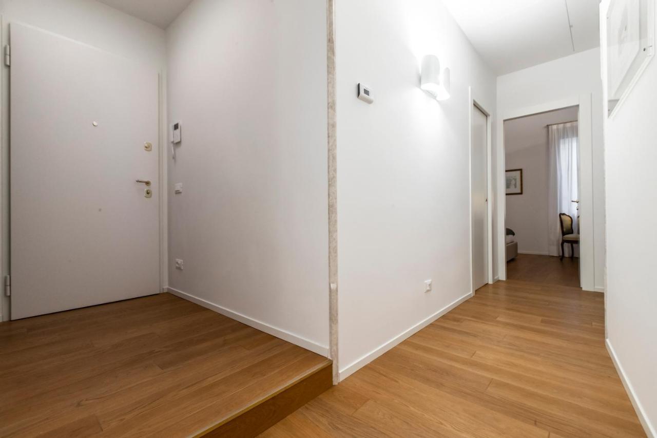 Ca' Delle Acque Deluxe Apartment R&R Venedig Exteriör bild