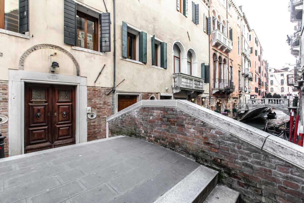Ca' Delle Acque Deluxe Apartment R&R Venedig Exteriör bild