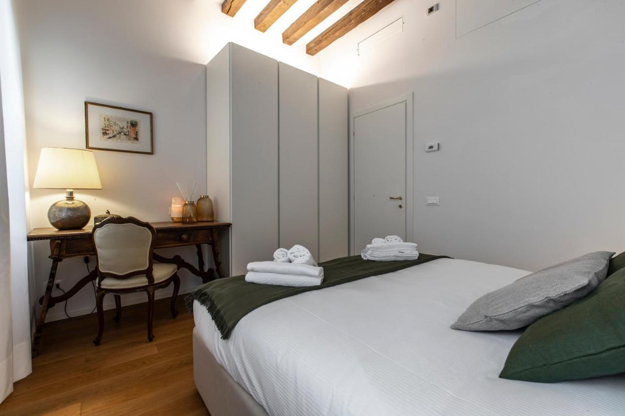 Ca' Delle Acque Deluxe Apartment R&R Venedig Exteriör bild